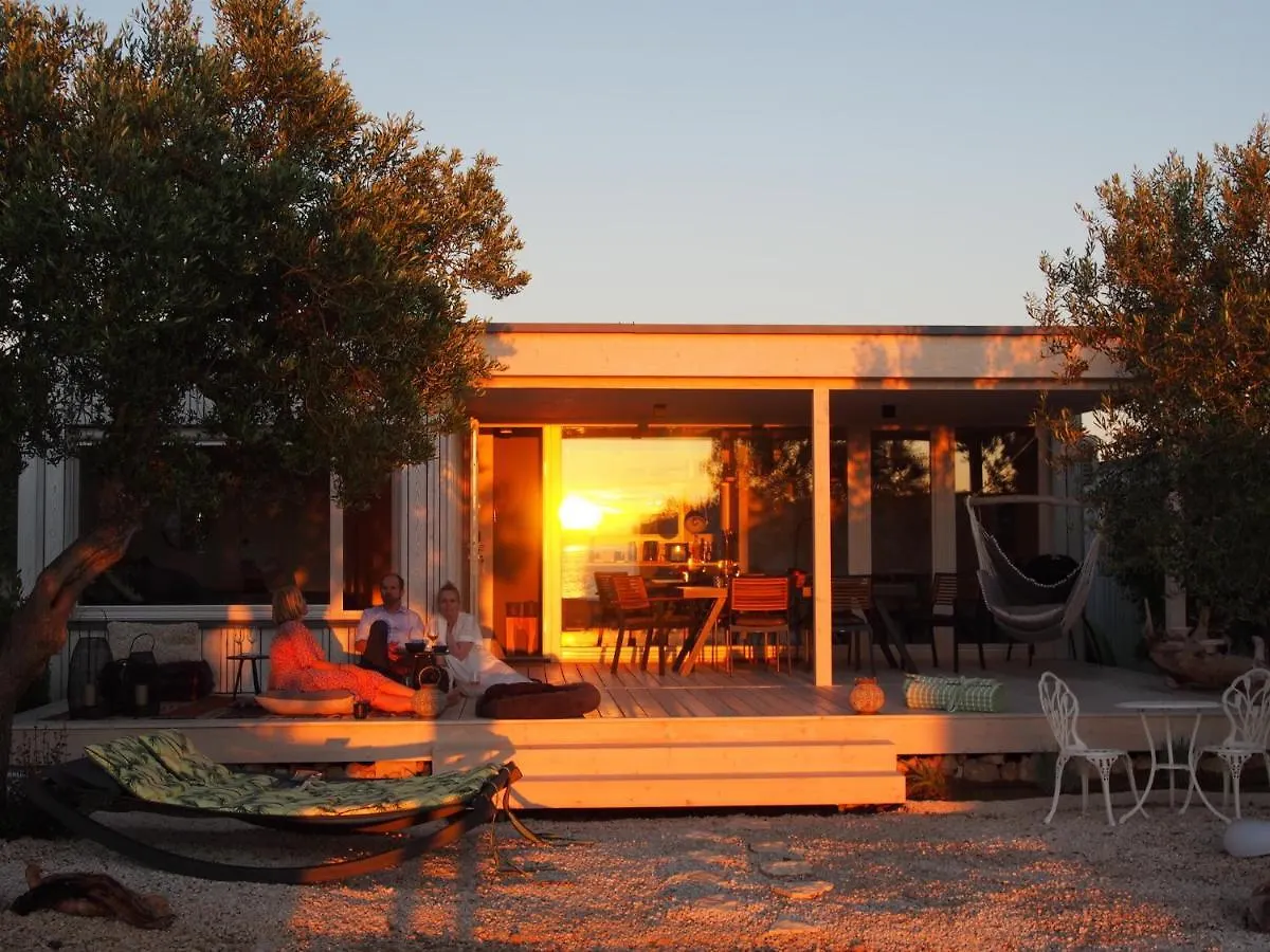 Buqez Eco Resort - Beach Villa No 29 - Seaview Drage
